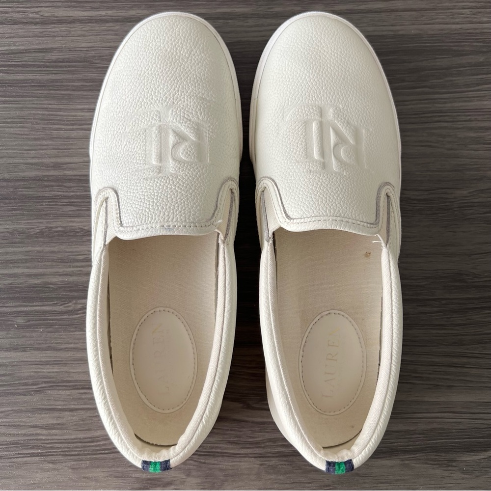Ralph Lauren Off-White Embossed Slip-Ons sz 9 - Picture 4 of 8